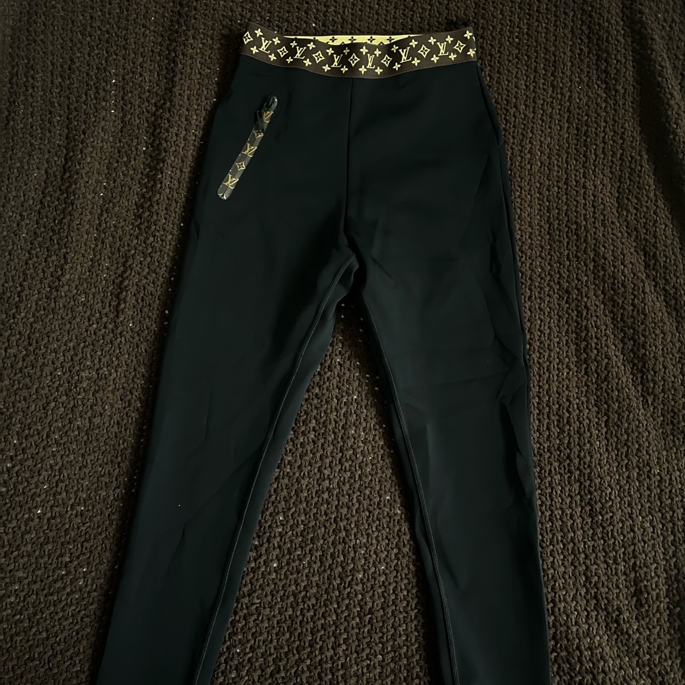 LV LEGGINGS